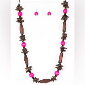 Chunky wooden pink and brown beaded necklace